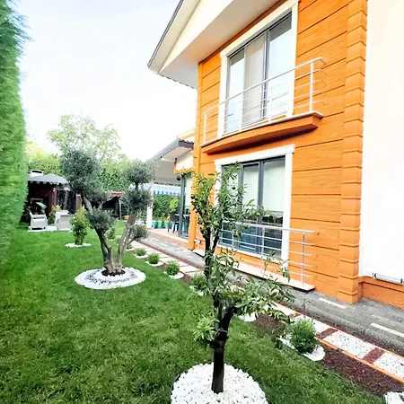 Liggo Garden Muestakil Muhafazakar Isitmali Havuzlu Vila *