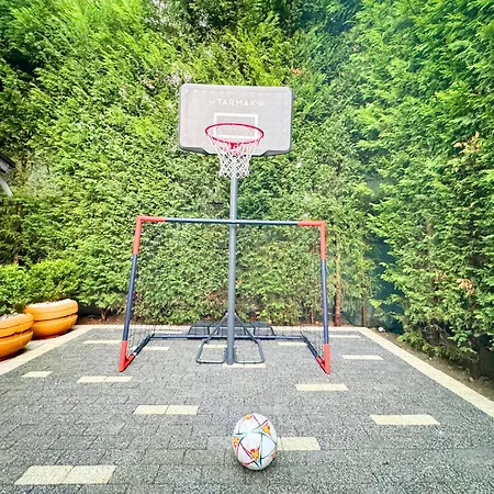 Vila Liggo Garden Muestakil Muhafazakar Isitmali Havuzlu *