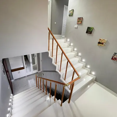 Liggo Garden Muestakil Muhafazakar Isitmali Havuzlu Vila