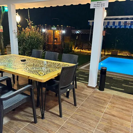 Liggo Garden Muestakil Muhafazakar Isitmali Havuzlu Vila