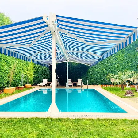 Vila Liggo Garden Muestakil Muhafazakar Isitmali Havuzlu Sapanca