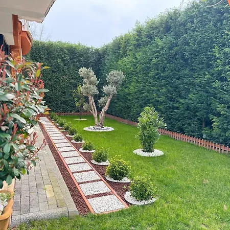 Vila Liggo Garden Muestakil Muhafazakar Isitmali Havuzlu
